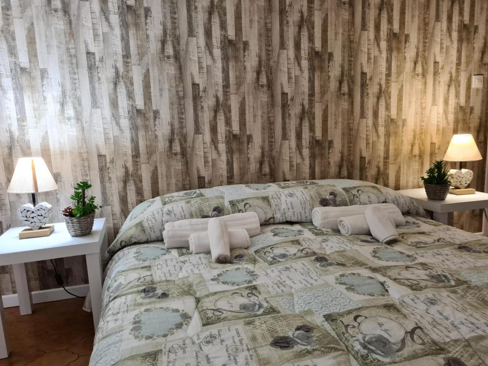 Garda City Home Family Apartments Bagian luar foto