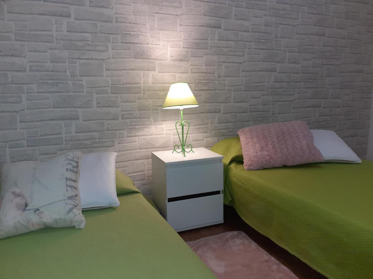 Garda City Home Family Apartments Bagian luar foto