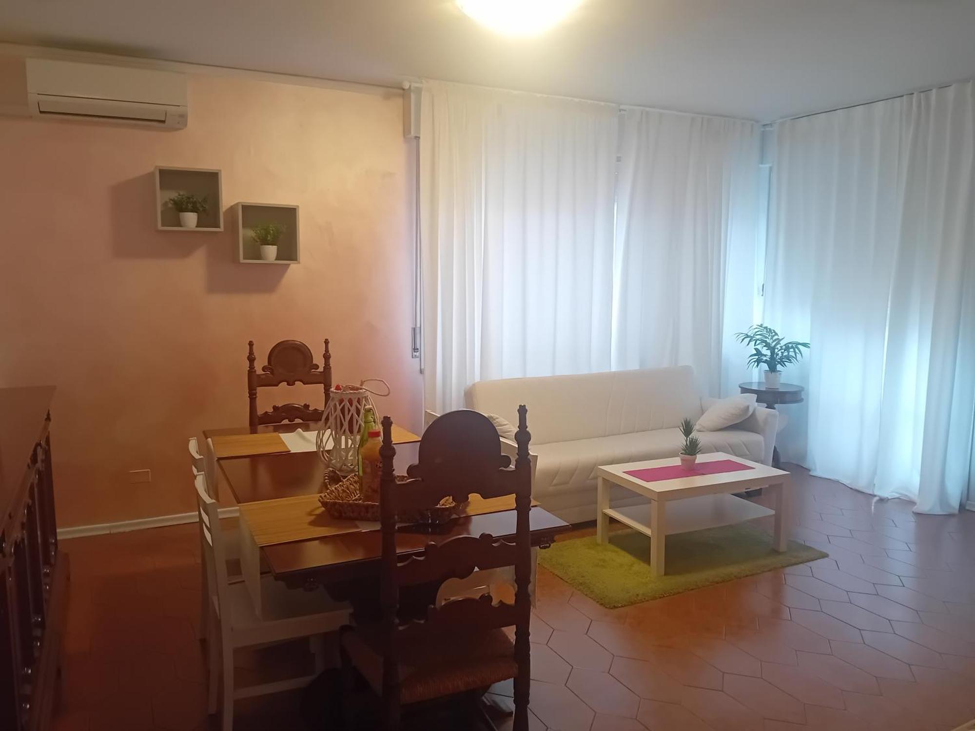Garda City Home Family Apartments Ruang foto